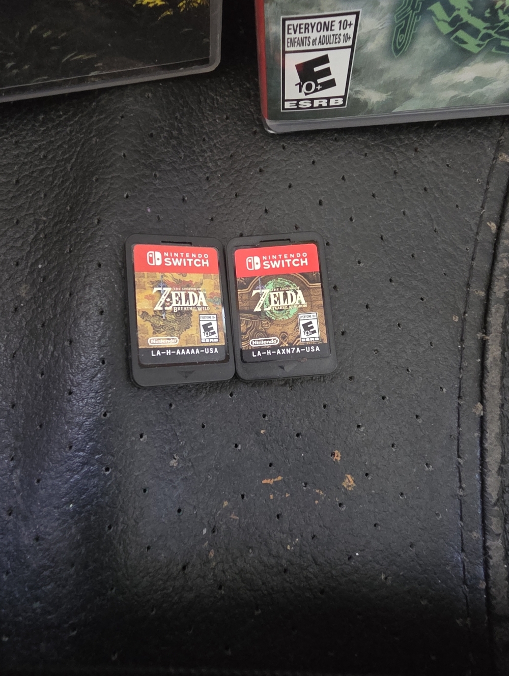 Nintendo Switch Lite Grey W Games & Case, Charger Zelda, Pokémon, Mario 3d - Picture 5 of 11